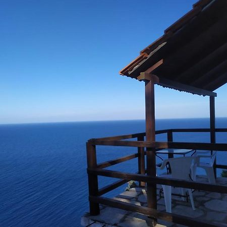 Double Studio Room By The Sea Tsagkarada Dış mekan fotoğraf